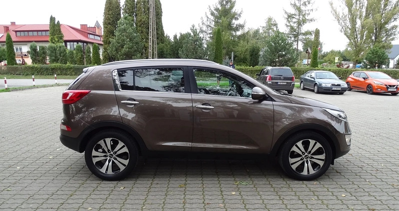 Kia Sportage cena 39900 przebieg: 258000, rok produkcji 2012 z Żagań małe 301